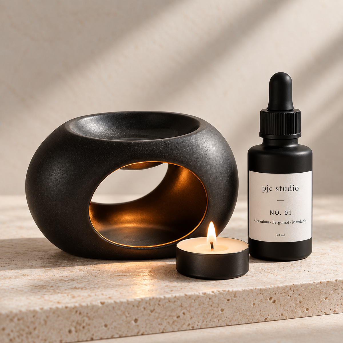pjc studio matte black oil burner and 30ml No. 01 home fragrance oil